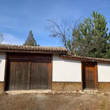 펜션 House Sleeps 6-garden-freeparking-bbq-patio-petsok